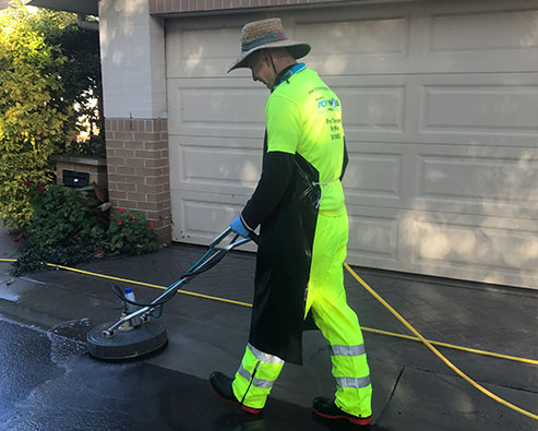 driveway cleaning service